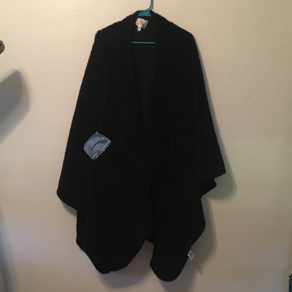 Large Blanket Sweater with Pockets!